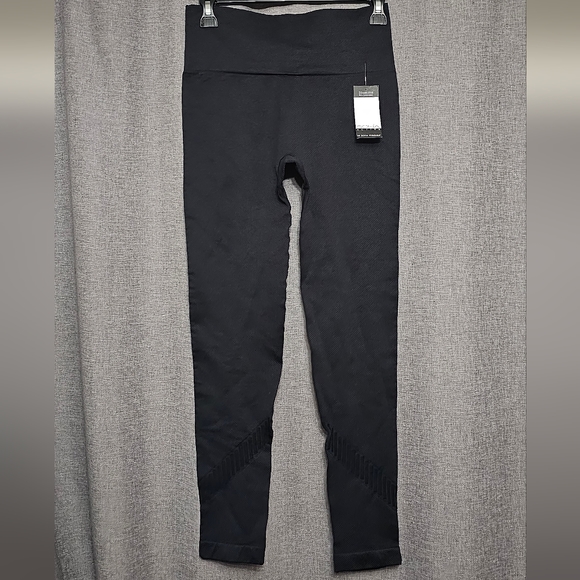 Seamless High Waisted Rib Legging Sofia Active by Sofia Vergara Medium B… - Picture 2 of 8